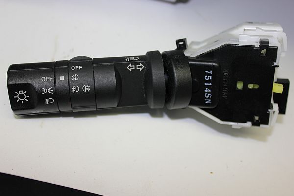 Switch - wiper NISSAN NAVARA NP300 (D40)