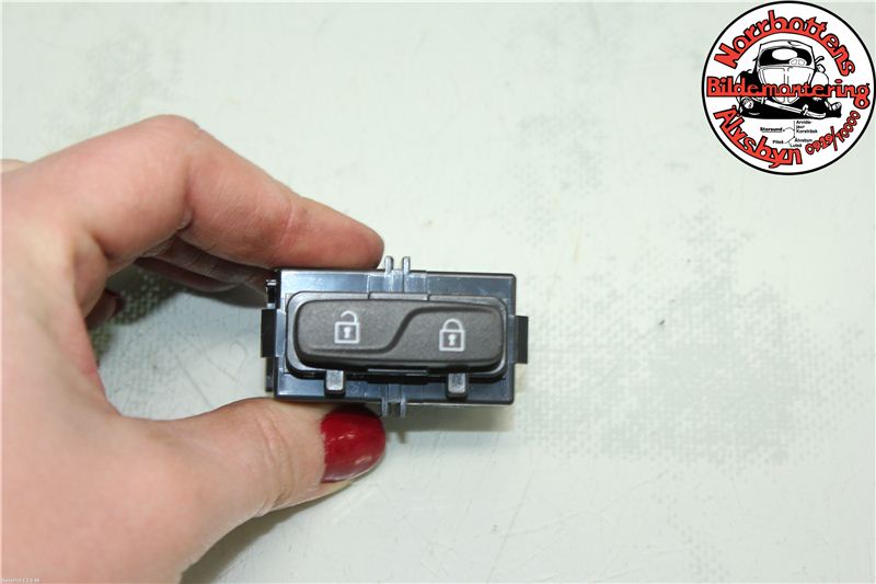 Switch - door VOLVO XC70 II (136)