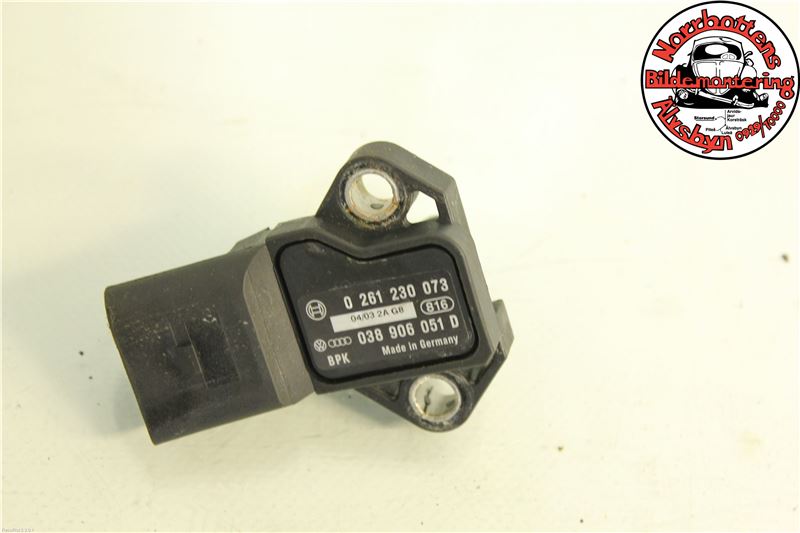common rail (Injectie) / Verstuiver Brug SKODA SUPERB I (3U4)