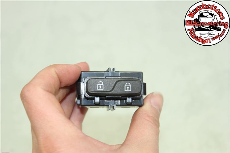Switch - door VOLVO XC70 II (136)