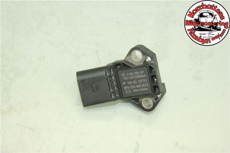 common rail (Injectie) / Verstuiver Brug AUDI A1 Sportback (8XA, 8XF)
