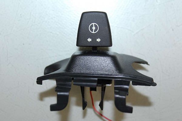 Steering wheel adjustment switch