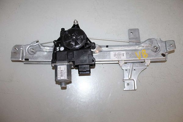 Window regulator motor PEUGEOT 2008 I (CU_)