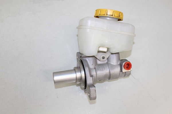 Brake - Master cylinder TOYOTA GT 86 Coupe (ZN6_)