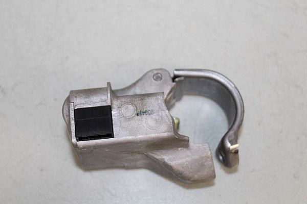 Steering wheel lock