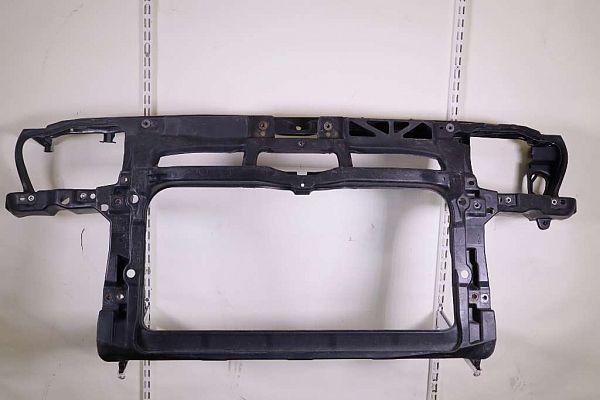 Radiator support panel