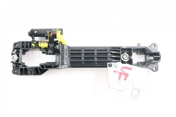 82821-63J00 : Handle - exterior - Autoparts24