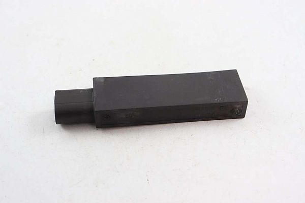 amplificateur d'antenne VW PASSAT Estate (365)