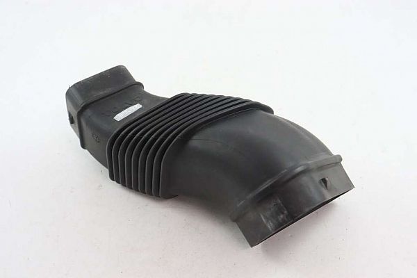 Air filter VOLVO V60 I (155, 157)