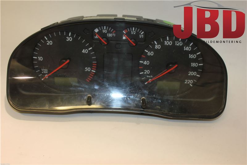 Speedometer VW PASSAT Estate (3B5)