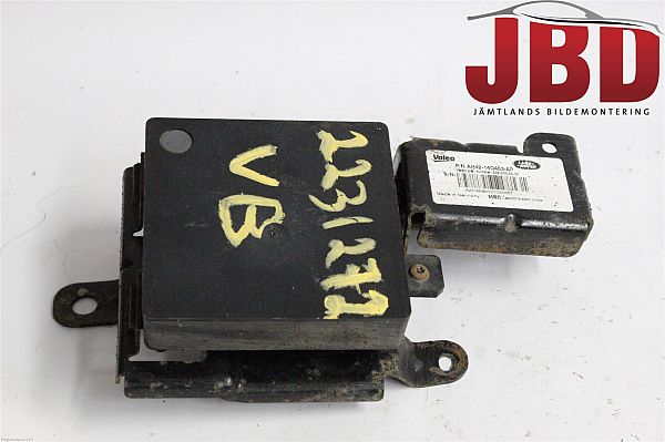 Capteur - radar / protection active contre les collisions LAND ROVER RANGE ROVER Mk III (L322)