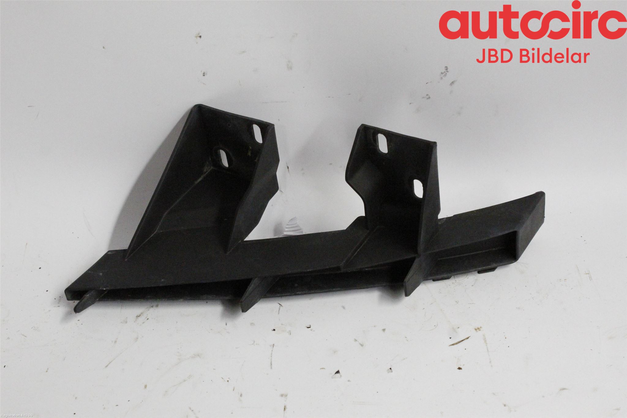 Bumperbeugel voor AUDI Q7 (4LB)