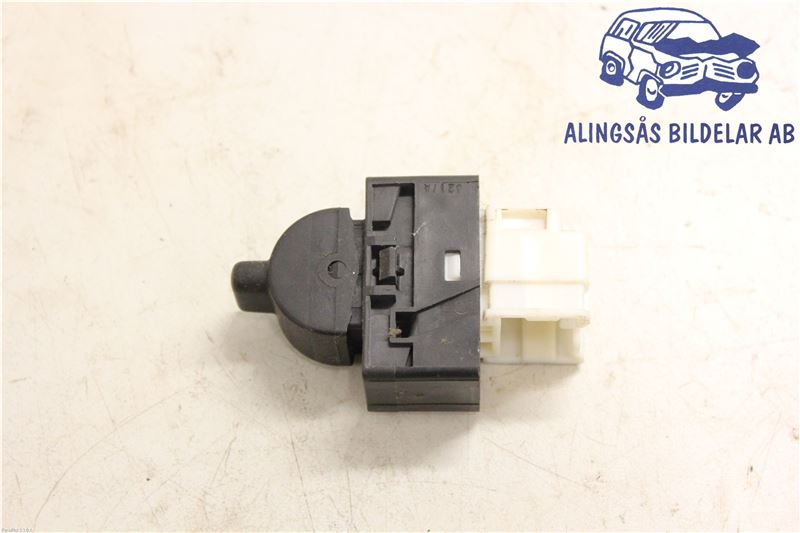 Bouton Vitres electriques NISSAN PICK UP (D22)
