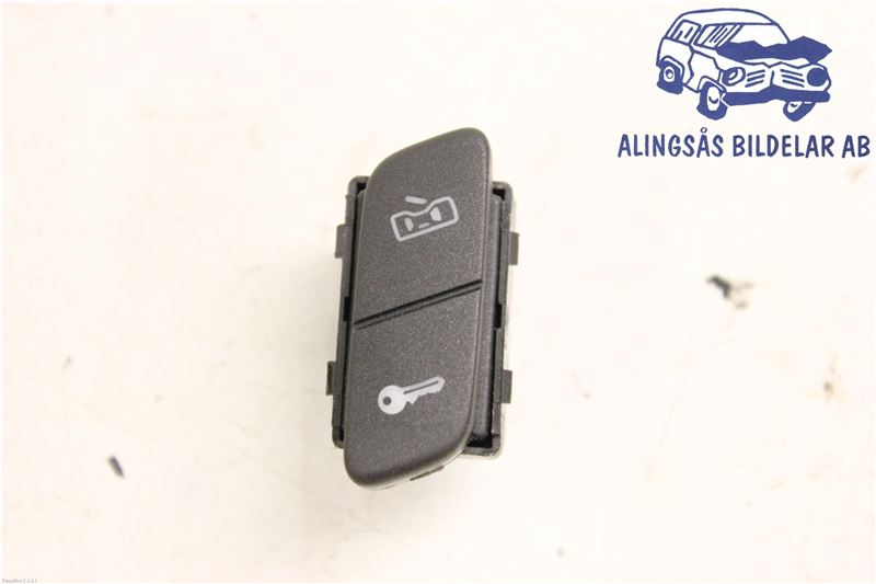 Central locking switch button