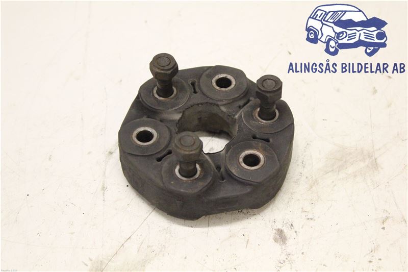 Rear prop shaft donut coupling