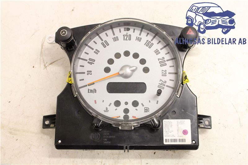 Mini MINI (R50, R53) Dash Complete 6211692151B