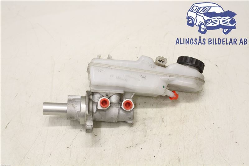 Brake - Master cylinder TOYOTA AURIS (_E15_)