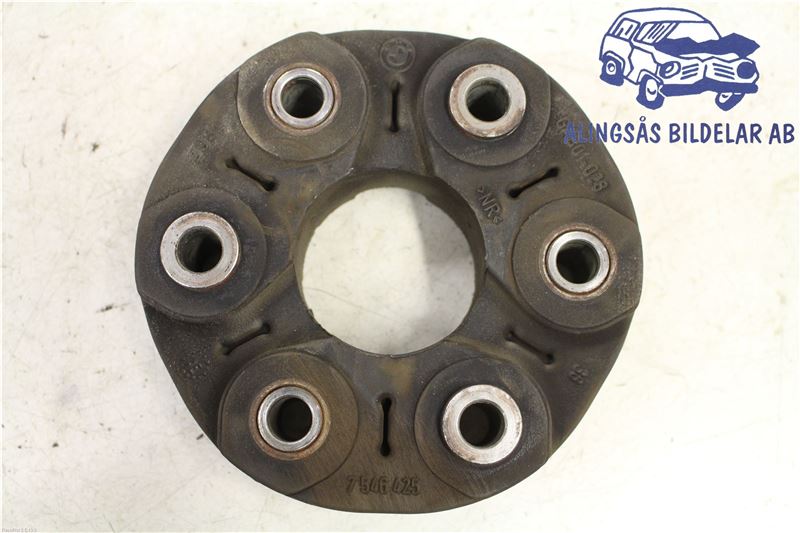 Rear prop shaft donut coupling