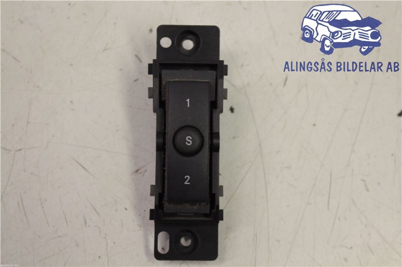 Seat memory switch