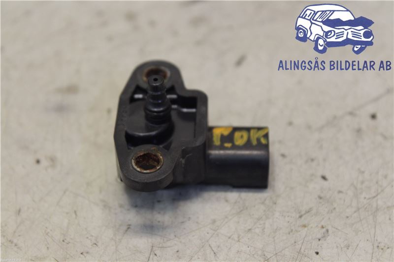 common rail (Injectie) / Verstuiver Brug VW CRAFTER 30-35 Bus (2E_)