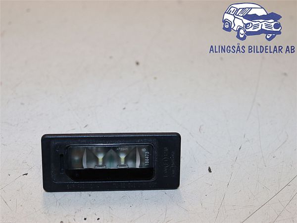 Number plate light for VW PASSAT Estate (365)