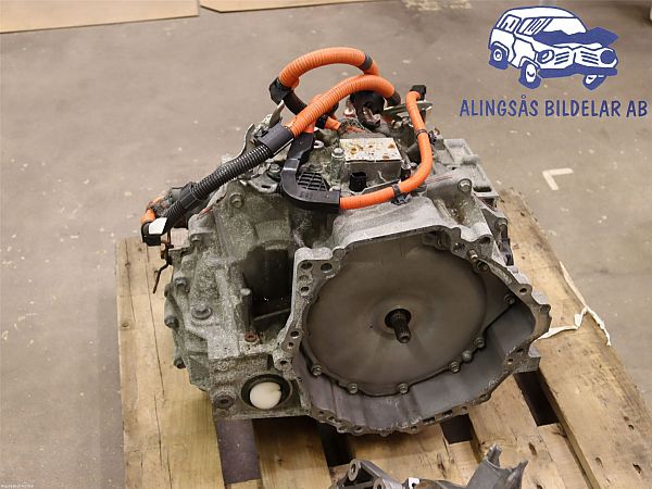 Automatic gearbox TOYOTA AURIS (_E18_)