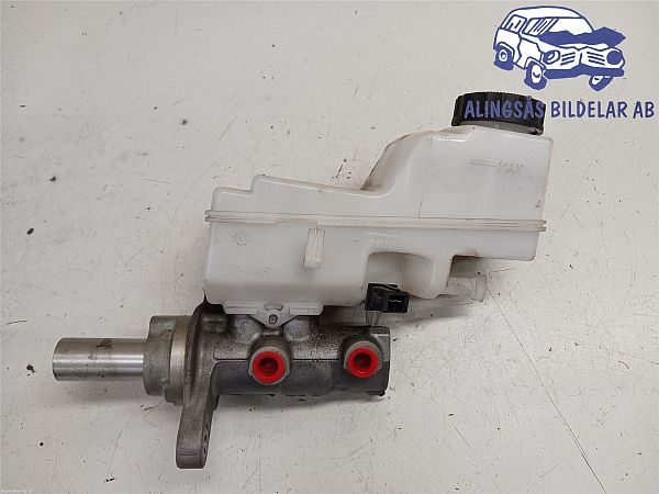 Brake - Master cylinder TOYOTA C-HR (_X1_)