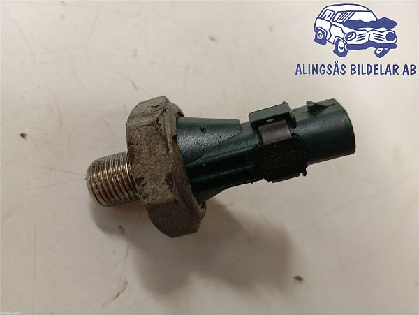 Oil pressure sensor