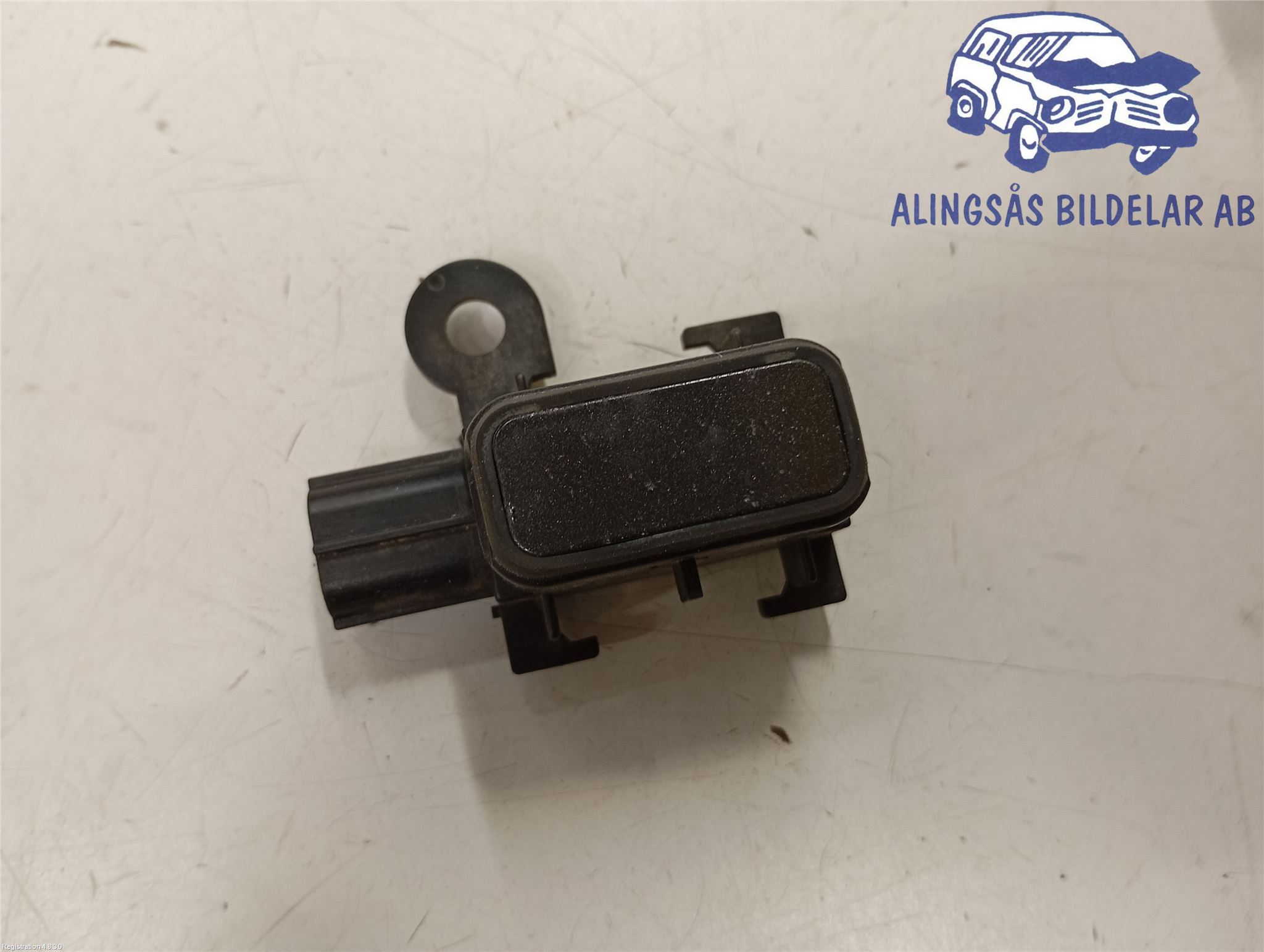 LEXUS様 Lexus - Czujnik parkowania przód | Autoparts24
