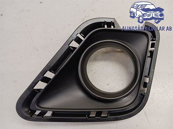 Fog light - front TOYOTA VERSO S (_P12_)