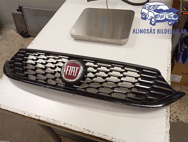 Grill / gitter FIAT TIPO Estate (356_)
