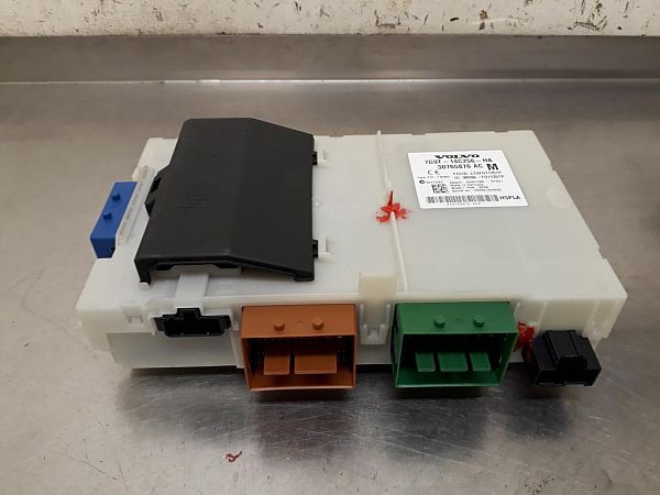 2007 volvo xc90 cigarette lighter fuse Repair Interior Fuse Check: 2007 Volvo