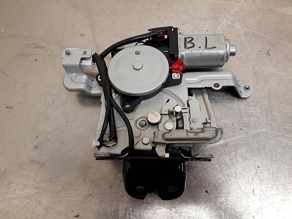 2178404-A : Centrallås og Hjelmlås - Autoparts24