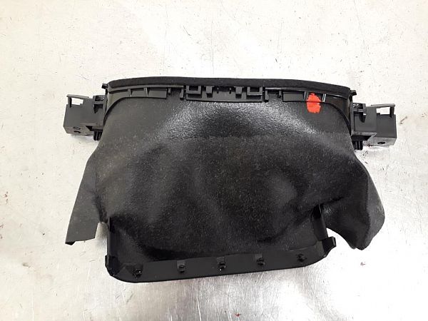 Steering wheel column trim