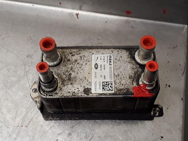 Oil radiator JAGUAR F-PACE (X761)