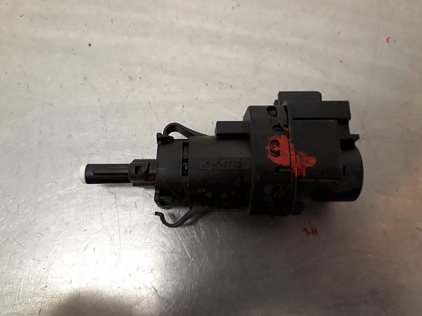 contact feu stop VOLVO XC60 (156)