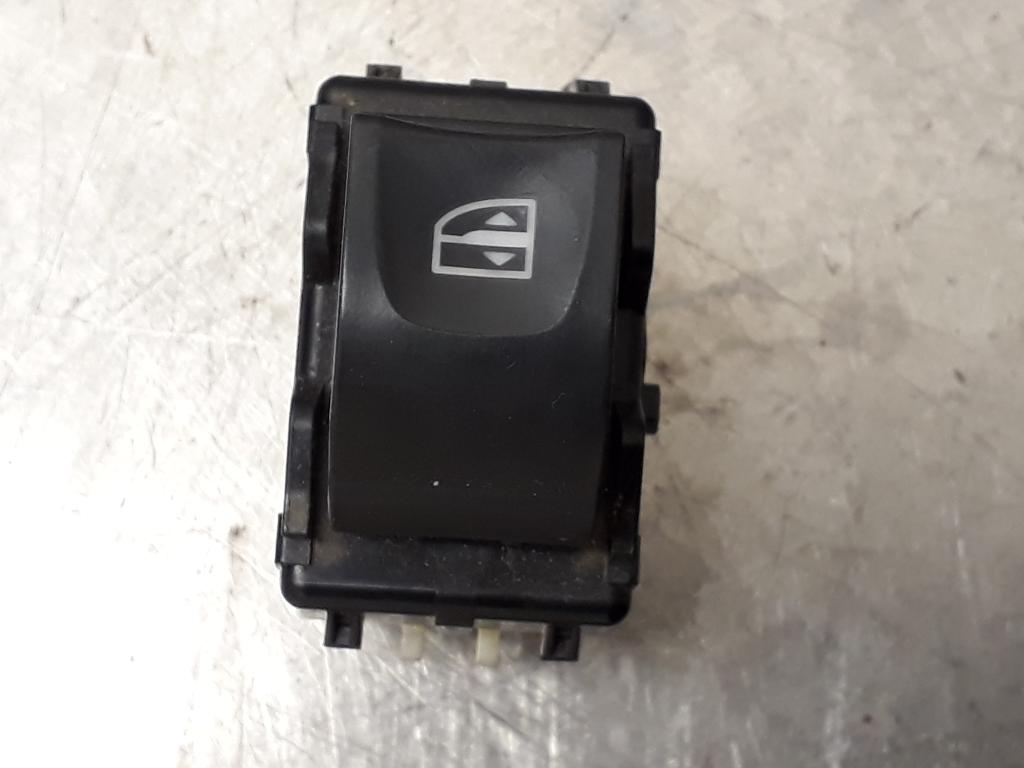 Bouton Vitres electriques DACIA DUSTER (HS_)
