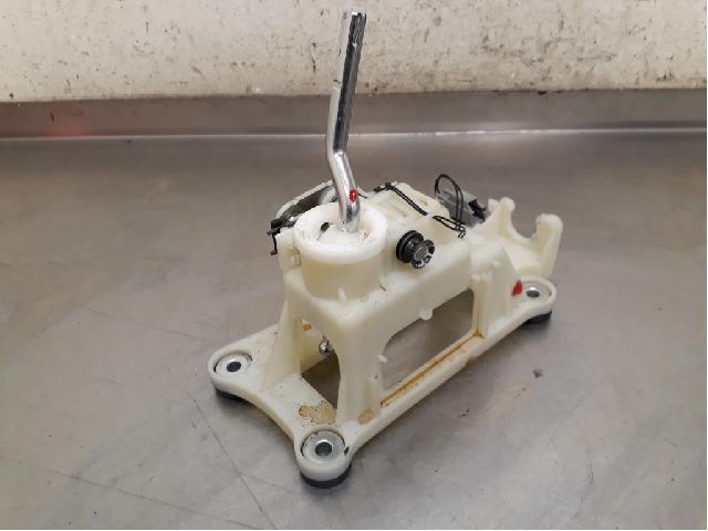 Gear shift VOLVO XC70 II (136)