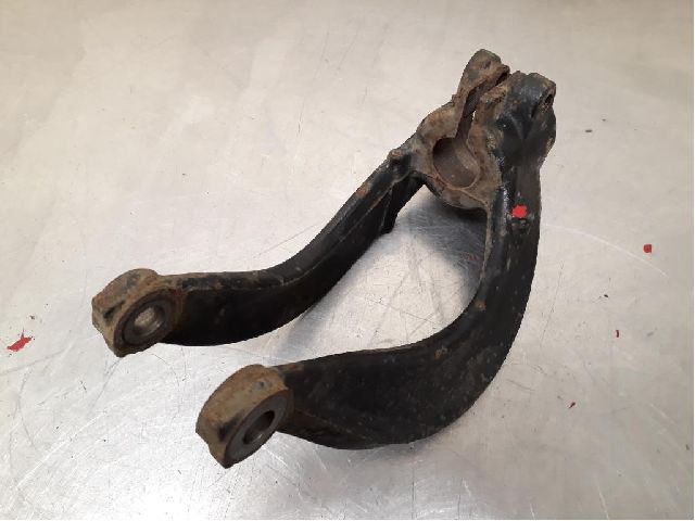 Lower shock bracket