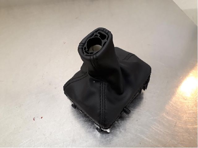 Gear shift VOLVO V60 I (155, 157)