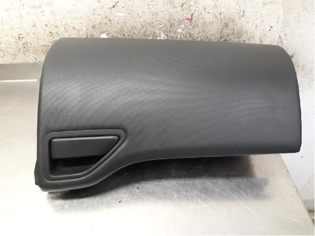 Handskerum TOYOTA AURIS (_E15_)