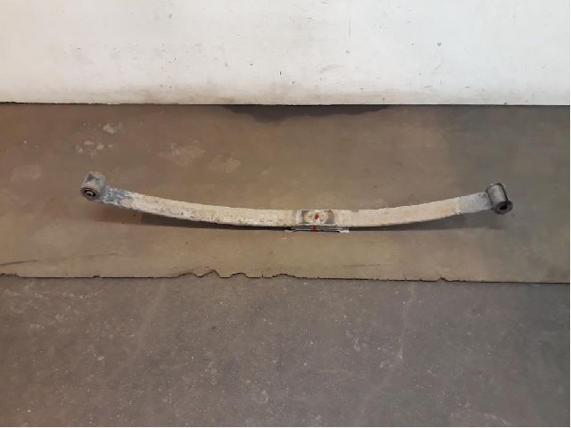Blattfeder hinten NISSAN NV200 / EVALIA Bus