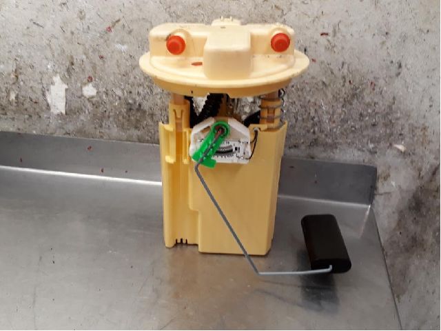 Fuel pump DACIA DUSTER Box