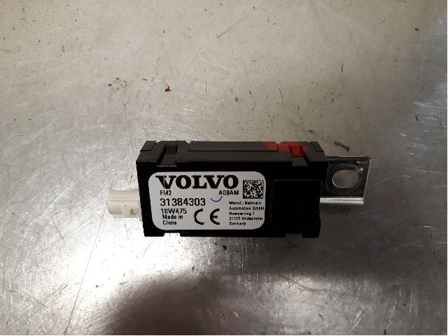 Antenneforstærker VOLVO V60 II (225, 227)