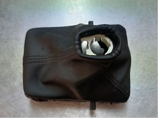 Gear shift VOLVO XC70 II (136)