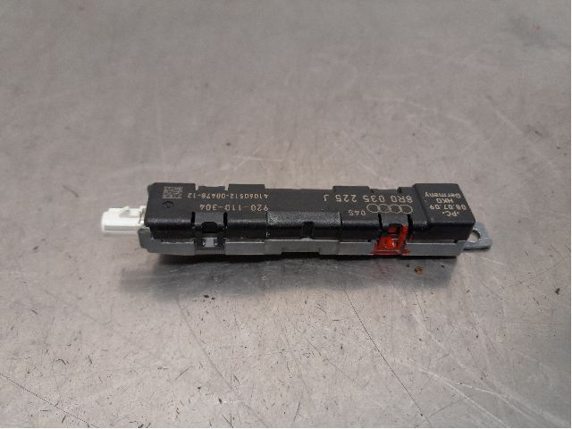 Wzmacniacz antenowy AUDI Q5 Van (8RB)