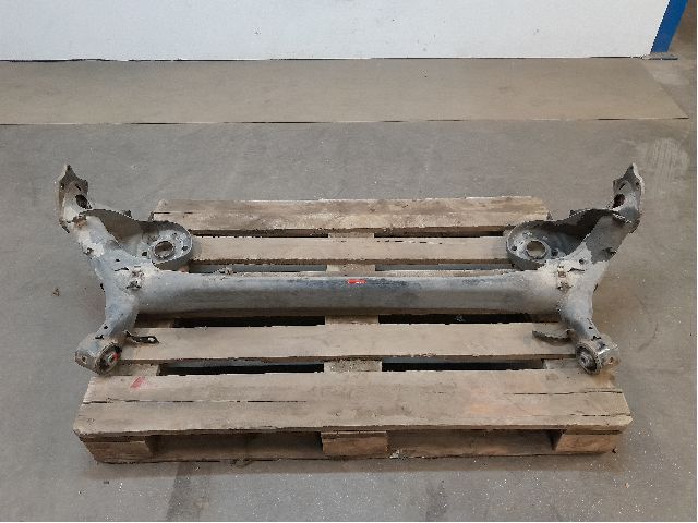 Rear axle assembly - complete TOYOTA VERSO (_R2_)