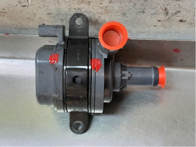 Water pump VOLVO XC60 II (246)