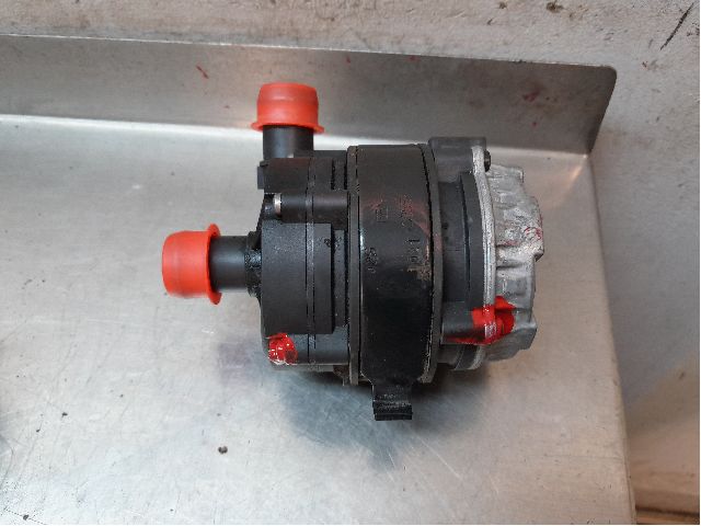 Pompe à eau VW MULTIVAN T7 (STM, STN)