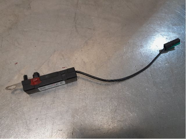 Antenne LYNK & CO 01